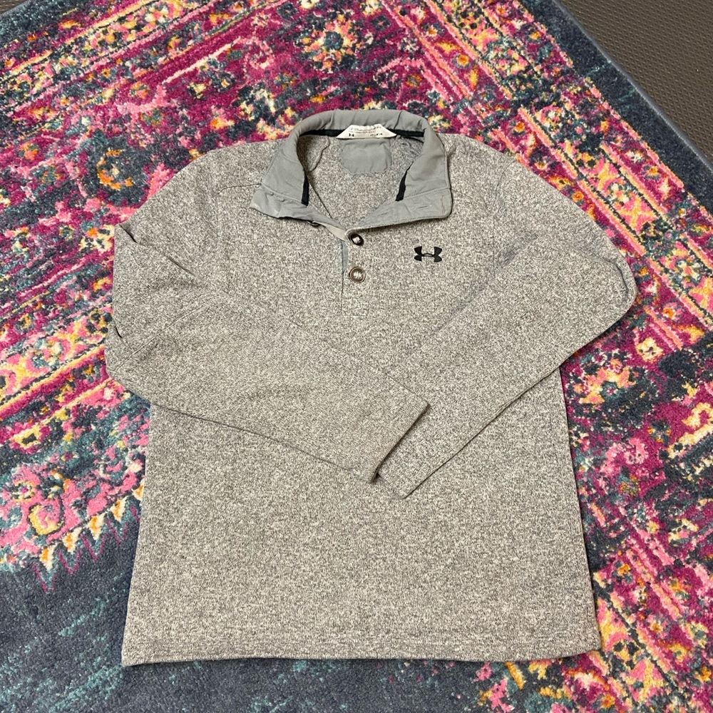 Mens under armour sweater/fleece